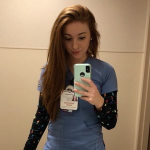 Meet your Posher, Danielle